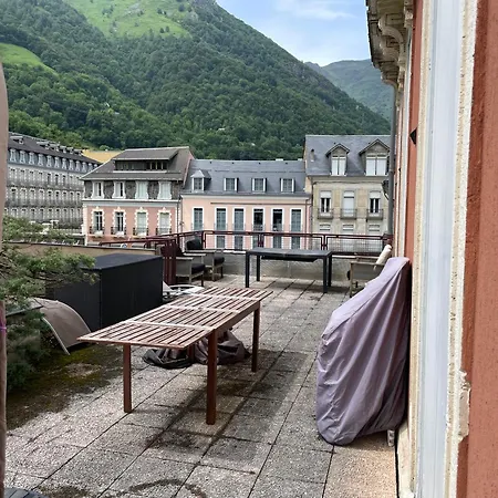 Esplanade Des Oeufs