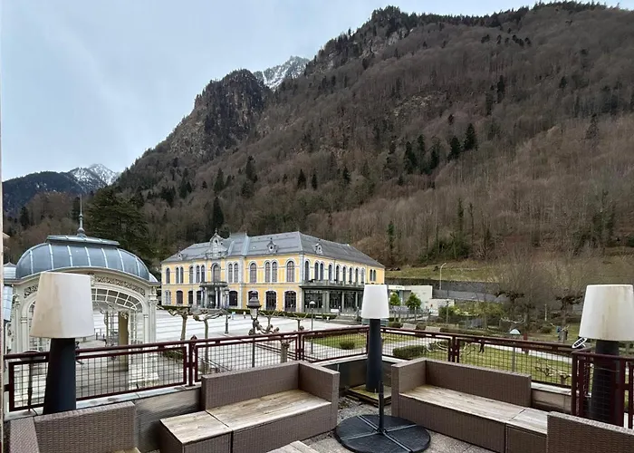 Esplanade Des Oeufs Cauterets